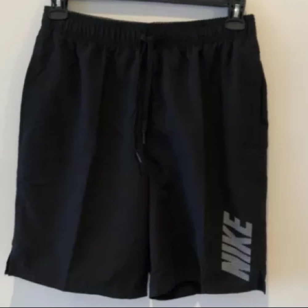 💜Nike Black Lined Bathing shorts